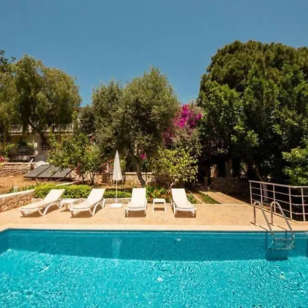 Sleeps 8, Luxury With Private Pool - Awz 247 Villa