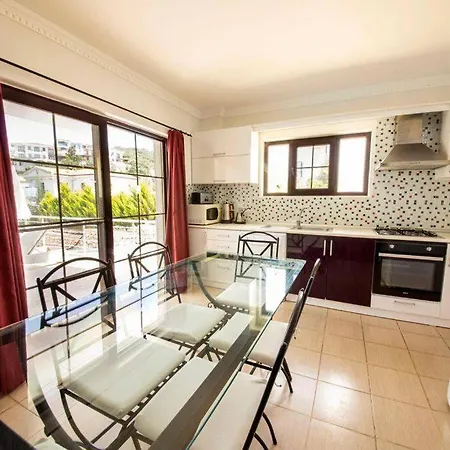 Villa Sleeps 8, Luxury With Private Pool - Awz 247 Kalkan